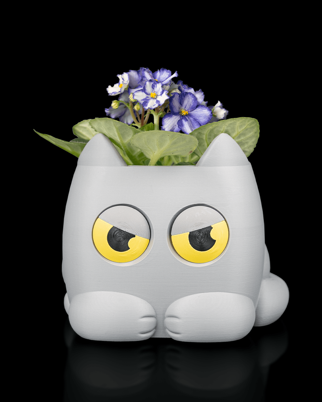 Gumpy Kitty Planter