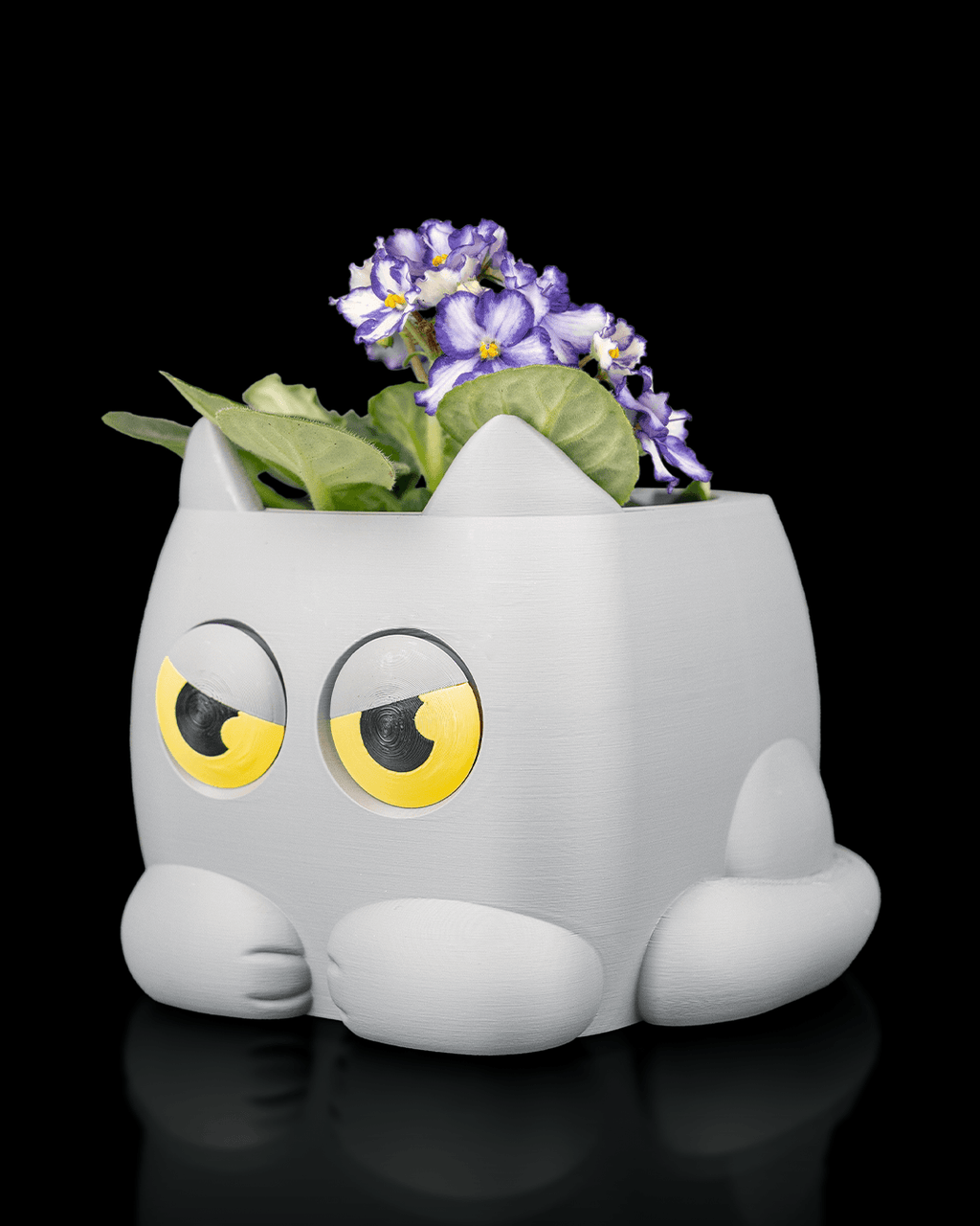 Gumpy Kitty Planter