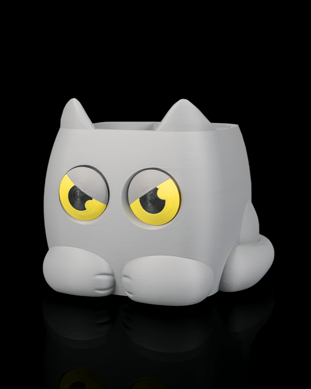 Gumpy Kitty Planter