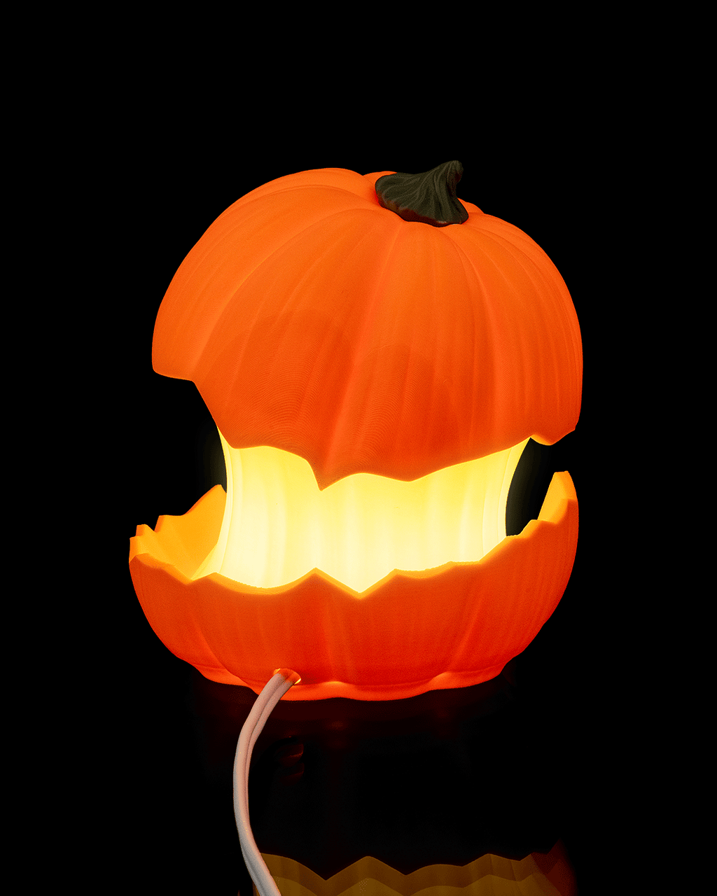 Glowgut Jack-O’-Lantern Table Lamp